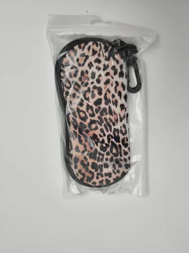 Vista 8 de MoKo - Estuche suave, ultra ligero, de neopreno, para lentes de sol, con cremallera y clip para cinturón