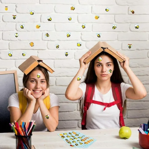 Vista 7 de 500 calcomanías impermeables de abeja para niños, 25 hojas, 20 estilos, calcomanías autoadhesivas de abeja de miel para manualidades, aula, escuela