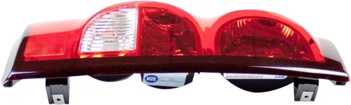 Vista 4 de TYC Conjunto de luz trasera izquierda compatible con Chevrolet Silverado 2004-2006 Replaces 19169004 GM2800174. OE-grade replacement.