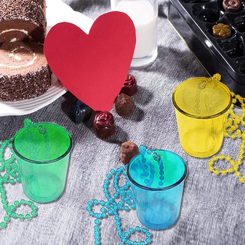 Vista 7 de 8 piezas de cristal de chupito de Navidad en collar de cuentas, collar de plástico colorido transparente taza de chupito, despedida de soltera