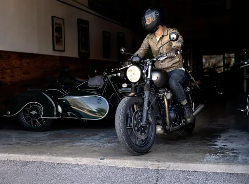 Vista 9 de Garmin Instinct 2X Solar - Edición táctica, reloj inteligente GPS resistente, linterna incorporada, calculadora balística, capacidad de carga solar