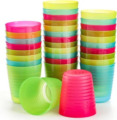 Dicunoy Paquete de 32 vasos de plástico reutilizables de 8 onzas, vasos pequeños para beber, vasos abiertos de colores irrompibles, vaso de agua