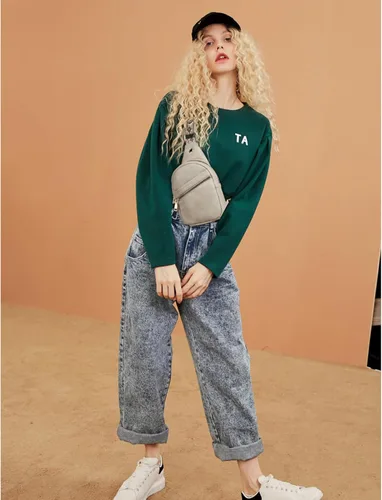 Vista 2 de Telena Bolso bandolera para mujer, bolso cruzado para mujer, cangurera de cuero vegano con correa ajustable