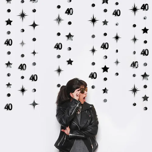 Vista 4 de Decoración de cumpleaños número 40 en negro, punto de círculo número 40, guirnalda de estrellas centelleantes metálica para colgar banderines