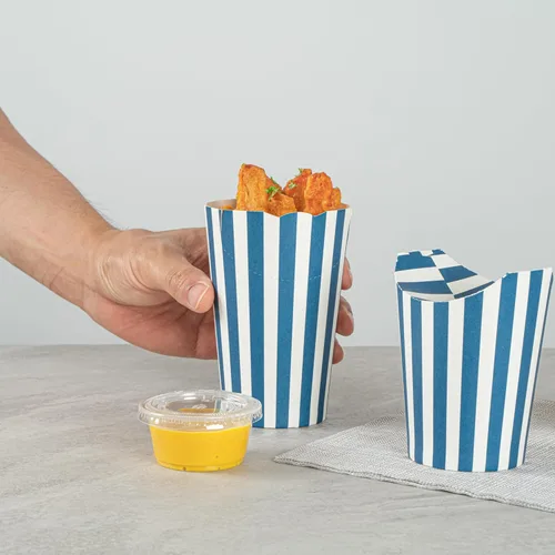 Vista 3 de Restaurantware Bio Tek - Tazas de papas fritas de 16 onzas, 100 soportes desechables para papas fritas – con tapa plegable, cierre de pestaña, tazas