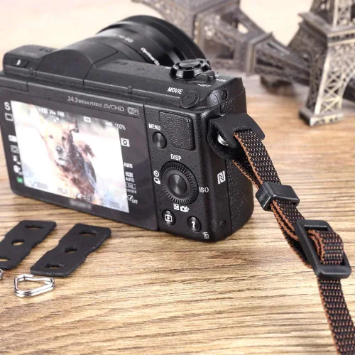 Vista 9 de VKO Funda protectora de cuero para cámara con anillo de orejeta, gancho de anillo dividido triángulo para telémetro DSLR SLR cámara sin espejo