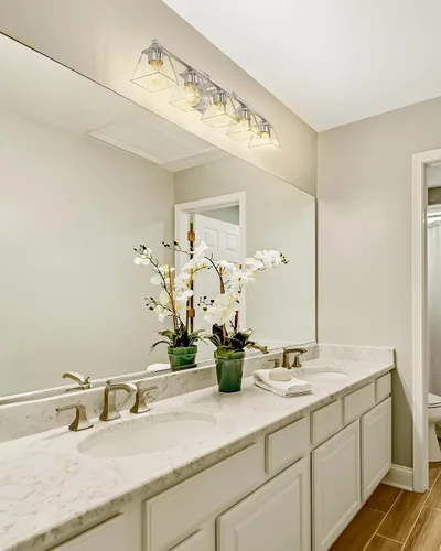 Vista 6 de HWH - Lámpara de baño moderna, lámpara de tocador de pared de níquel cepillado, lámpara de pared de tocador con campana cuadrada y pantalla