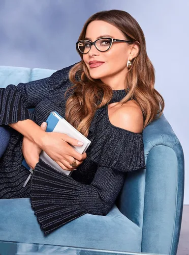 Vista 7 de Foster Grant womens Sofia Blue Light Multi Focus™ Reading Glasses Cat-Eye Reading Glasses