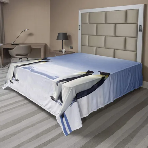 Vista 78 de Ambesonne Sábana encimera floral, patrón rítmico de ramas de bayas de Navidad, suave y cómoda, ropa de cama decorativa de 1 pieza, tamaño Verde