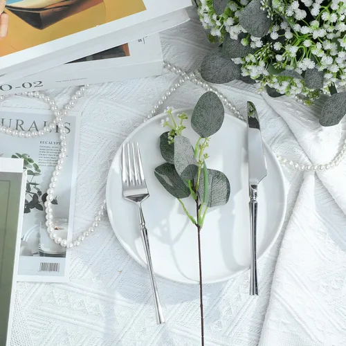 Vista 4 de Hotop 100 piezas de hojas de eucalipto mixtas a granel, vegetación artificial de dólar plateado para ramos, ramas de plantas sintéticas para bodas