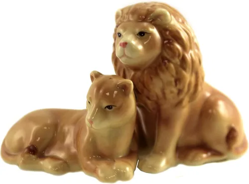 Pacific Giftware Juego de coctelera magnética de sal y pimentero de 4.75 pulgadas Animal Kingdom Mr. and Mrs. Lion Couple
