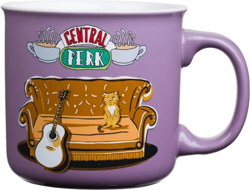 Silver Buffalo - Taza de cerámica de Friends, de Central Perk, con el gato apestoso, el icónico sofá naranja y la guitarra de Phoebe, estilo cámper,