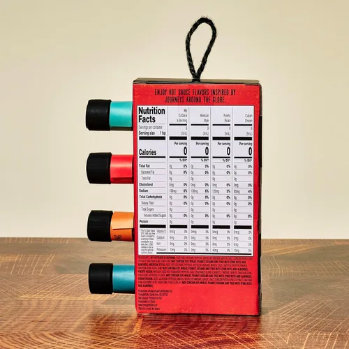 Vista 2 de Modern Gourmet Global Hot Sauce To Go! 5 botellas de 1.6 onzas. Salsas picantes de todo el mundo.