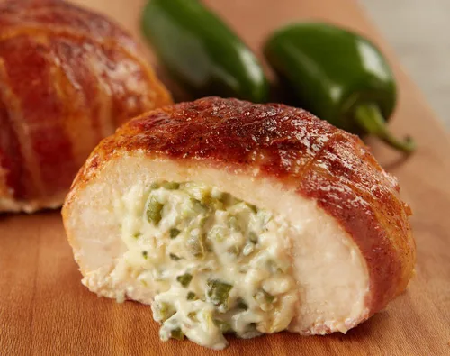 Vista 2 de Burgers' Smokehouse Filetes de pechuga de pollo rellenos y tocino gourmet (jamón y queso cheddar)