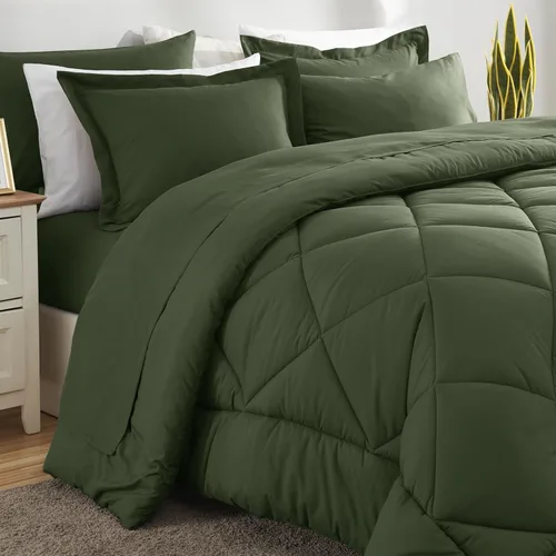 Vista 222 de CozyLux Juego de edredón de tamaño Queen, rojo burdeos, toda la ropa de cama en una sola bolsa, 7 piezas: edredón, fundas de almohada y de almohada