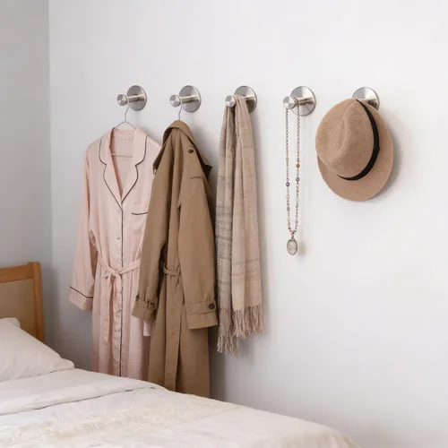 Vista 5 de Ganchos para toallas de baño, paquete de 4 ganchos autoadhesivos para abrigos, resistentes sin perforaciones, gancho para bata, colgador de ropa