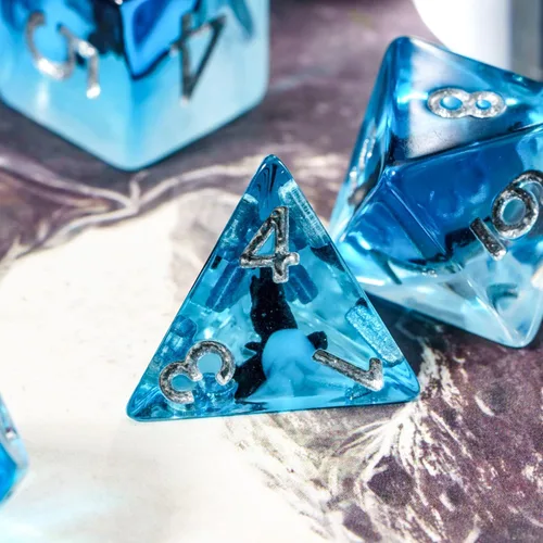 Vista 7 de Cusdie Dados DND de 7 Dados, Juego de Dados Poliédricos Rellenos con Animal, para Juego de Rol D&D Dados (Águila)
