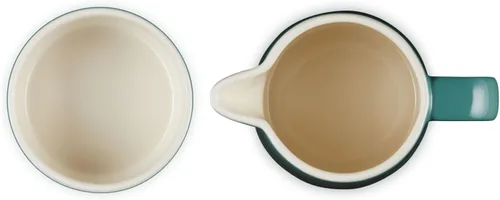 Vista 4 de Le Creuset Stoneware Signature, Artichaut Cream & Sugar Set, Crema: 10.1 fl oz, Azúcar: 8oz