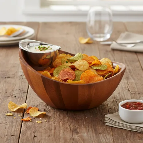 Vista 5 de Nambe - Colección Serveware - Harmony Chip y cuenco de inmersión - Mide 12 x 6.5 pulgadas - Fabricado con madera de acacia y aleación nambe