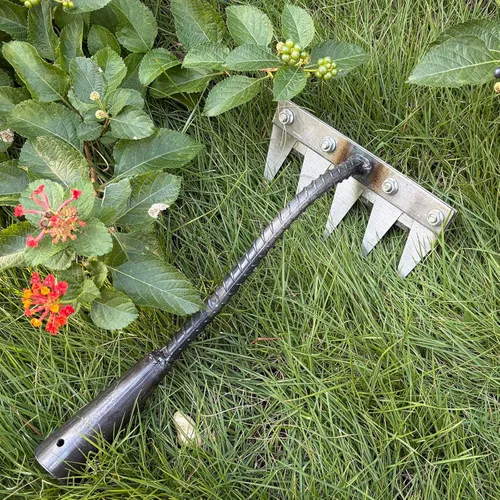 Vista 7 de Ironrake - Rastrillo de hierro resistente, 1 rastrillo de hierro para jardinería y deshierbe con 5 púas de metal, rastrillo de deshierbe