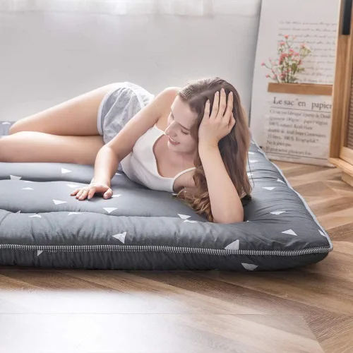 Vista 80 de Colchón futón japonés de piso gris constelación, de piso tatami, portátil, para acampar, para niños, sofá cama plegable enrollable con protector