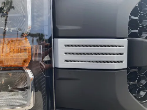 Vista 16 de Rejilla Accent Trim - Compatible con F-150 2021-2023