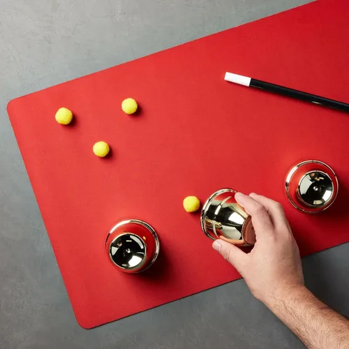 Vista 3 de Okuna Outpost Tapete de juego de cartas – Trading Card & Magic Trick Mat – Tapete de fieltro enrollable con superficie lisa para juegos de mesa