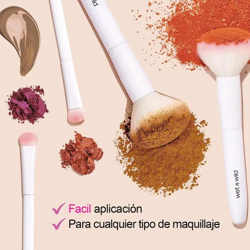 Vista 4 de wet n wild Cepillo de base de cobertura completa, cerdas empaquetadas para todas las fórmulas, agarre cómodo, libre de crueldad animal y vegano