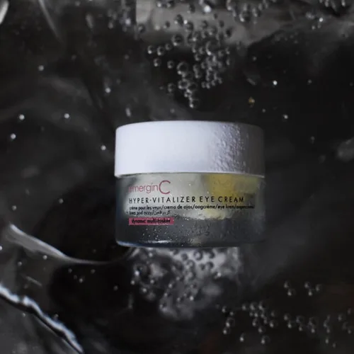 Vista 4 de emergin C Hyper-Vitalizer Eye Cream - Crema de ojos antienvejecimiento rica en antioxidantes con vitamina C para combatir la aparición de ojeras +