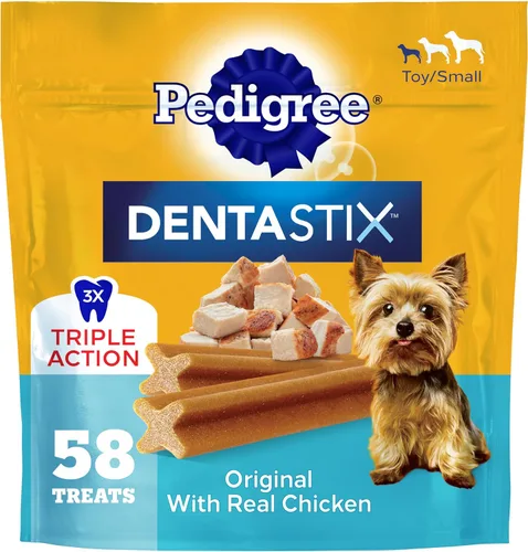 Vista 19 de Pedigree Dentastix Golosinas dentales para perros pequeños de doble sabor, tocino y pollo, bolsa de 5.08 onzas (24 golosinas)