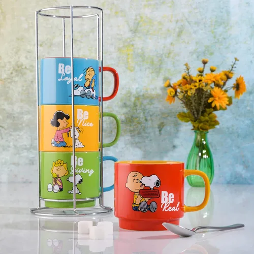 Vista 5 de Peanuts Snoopy Gentle Reminders - Tazas apilables de 15 onzas con estante de metal, cerámica, paquete de 4, varios