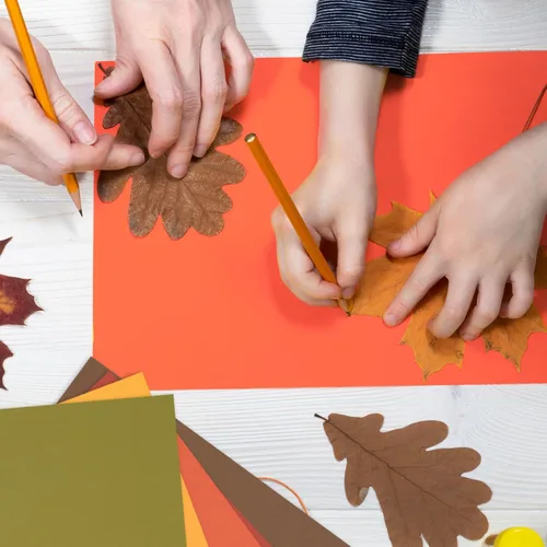 Vista 7 de AnyDesign 50 hojas surtidas de papel de otoño para tarjetas de otoño, color rojo, amarillo, verde, marrón, papel de álbum de recortes