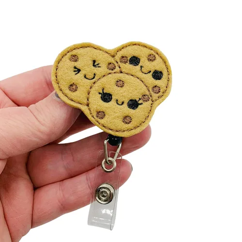 Vista 2 de Chocolate Chip Cookie Retractable Badge Reel