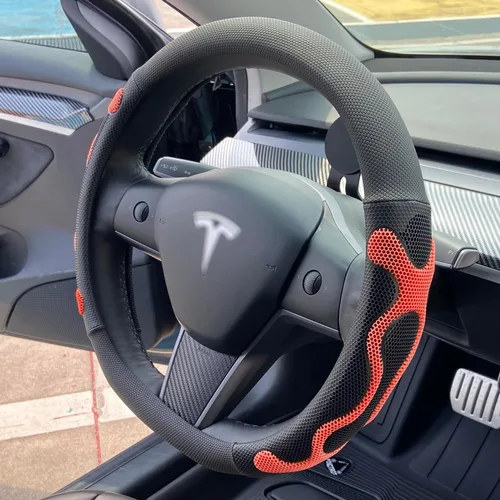 Vista 10 de PINCTROT Comfy Grip - Funda para volante para Tesla Model Y/3 2016-2025 2026 Standard/Highland/Juniper, forma de D de 14 pulgadas tamaño pequeño