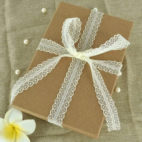 Vista 3 de AKOAK Cinta decorativa de encaje, blanco puro de 1.2 pulgadas de ancho, patrón impreso, cinta de encaje de 25 yardas, envoltura de regalo