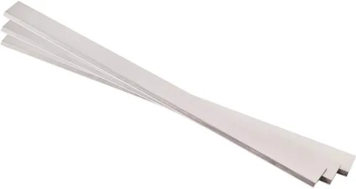 Vista 3 de Grizzly Industrial G6701 - Cuchillos cepilladores HSS de 15" x 1" x 18", juego de 3