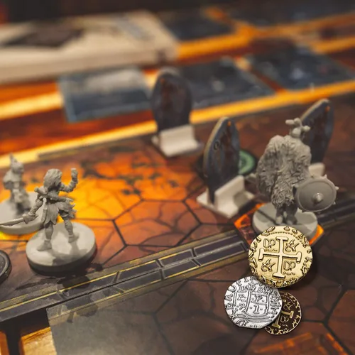 Vista 4 de Monedas Piratas Grandes - Juego de 36 Monedas del Tesoro de Bronce, Plata y Oro - Réplica de Metal de Doblones Españoles para Decoraciones