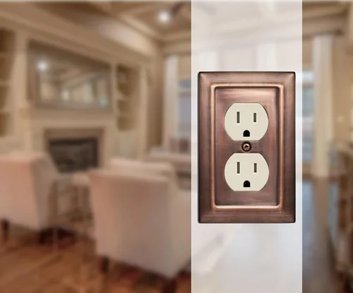 Vista 2 de Monarch Abode Placa de cubierta de toma de corriente dúplex – Placas de pared de enchufe de cobre antiguo de 1 banda, placas de cubierta de toma