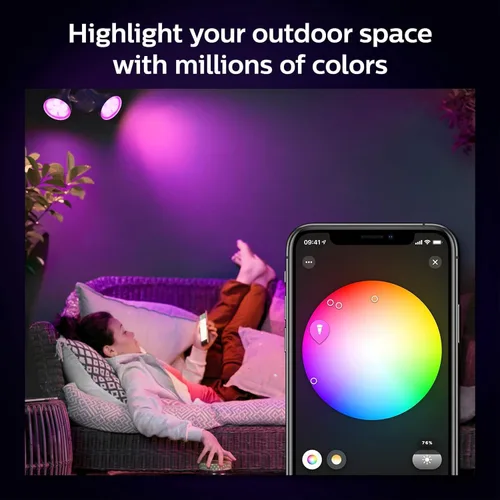 Vista 5 de Philips Hue - Bombillas LED inteligentes blancas para exteriores PAR38 de 13 W, requiere hub, 2 bombillas LED PAR38 blancas, funciona con Alexa