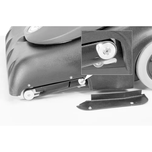 Vista 9 de Powr-Flite Aspiradora de alfombra de área amplia, artículo PF2030 - Aspiradora comercial de 30 pulgadas, motor dual de 224 CFM, cable de 75 pies