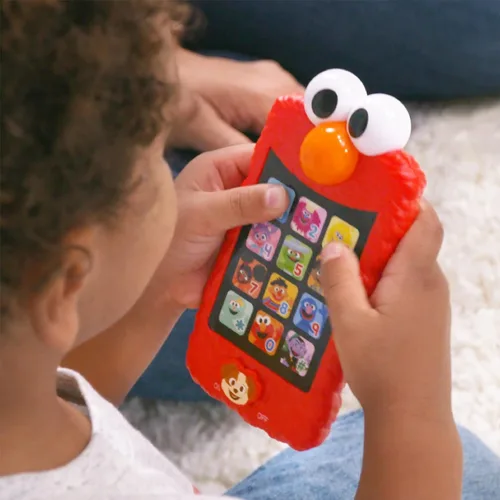 Vista 2 de Sesame Street Just Play - Aprende con el teléfono Elmo de simulación, aprendizaje y educación, rellenos de cesta de Pascua, regalos, regalos