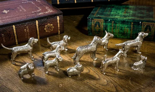 Vista 6 de Colección de figuras de perro de estilo artístico hecho en el Reino Unido