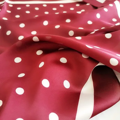 Vista 3 de FONYVE - Bufanda de satén sedoso de tamaño mediano para mujer, cuadrada, 27.5 x 27.5 pulgadas