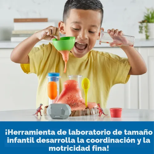 Vista 4 de Learning Resources Fizzy Volcano - 13 Piezas, Edades 4+, Kits de Laboratorio Científico para Preescolar, Experimentos de Juguetes STEM para Niños