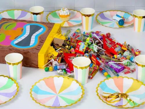 Vista 4 de Caramelos a granel envueltos individualmente 7 libras Caramelos de piñata a granel Paquete surtido de dulces surtidos Bolsa surtida de dulces