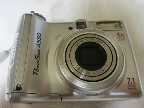Canon PowerShot A550 - Cámara digital de 7,1 MP con zoom óptico 4x
