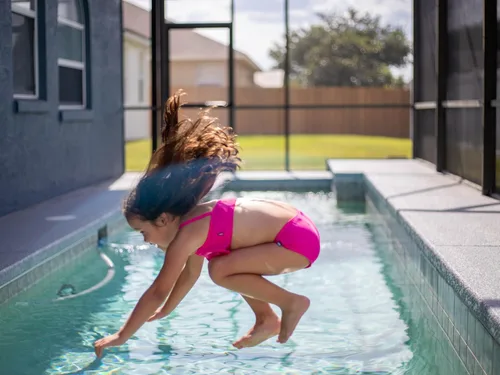 Vista 4 de City Threads Traje de baño para niña UPF50+ Rash Guard