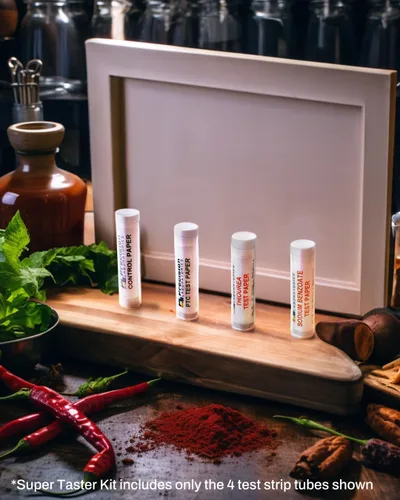 Vista 4 de Super Taster: Kits de prueba con estuche e instrucciones - Calidad de laboratorio - Juego para aula (100 juegos de tiras) - PTC, benzoato sódico