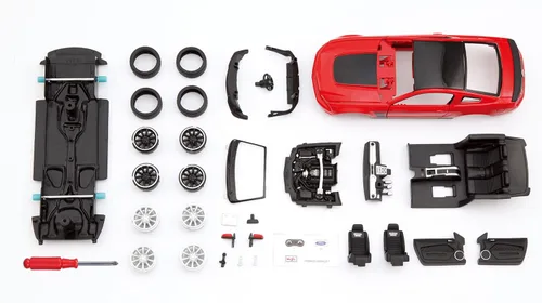 Vista 2 de Maisto Línea de montaje a escala 1:24 2012 Ford Mustang Boss 302 Kit de modelo fundido a presión (los colores pueden variar)