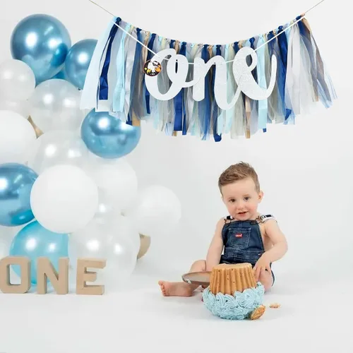 Vista 5 de BEISHIDA Pancarta de Primera Silla Alta Decoraciones de Cumpleaños de 1 Año Tema de Astronauta Negro Azul Primera Pancarta de Cumpleaños para Niñas